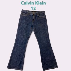 SZ 12 Calvin Klein Jeans Flare Fit